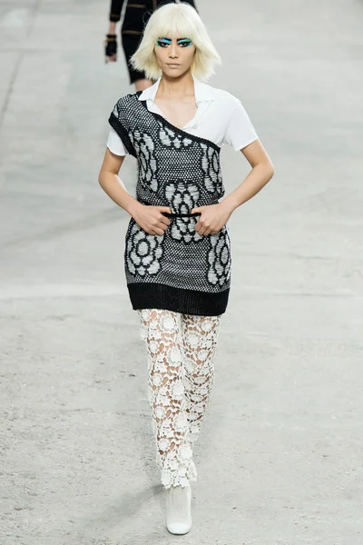 Look 65